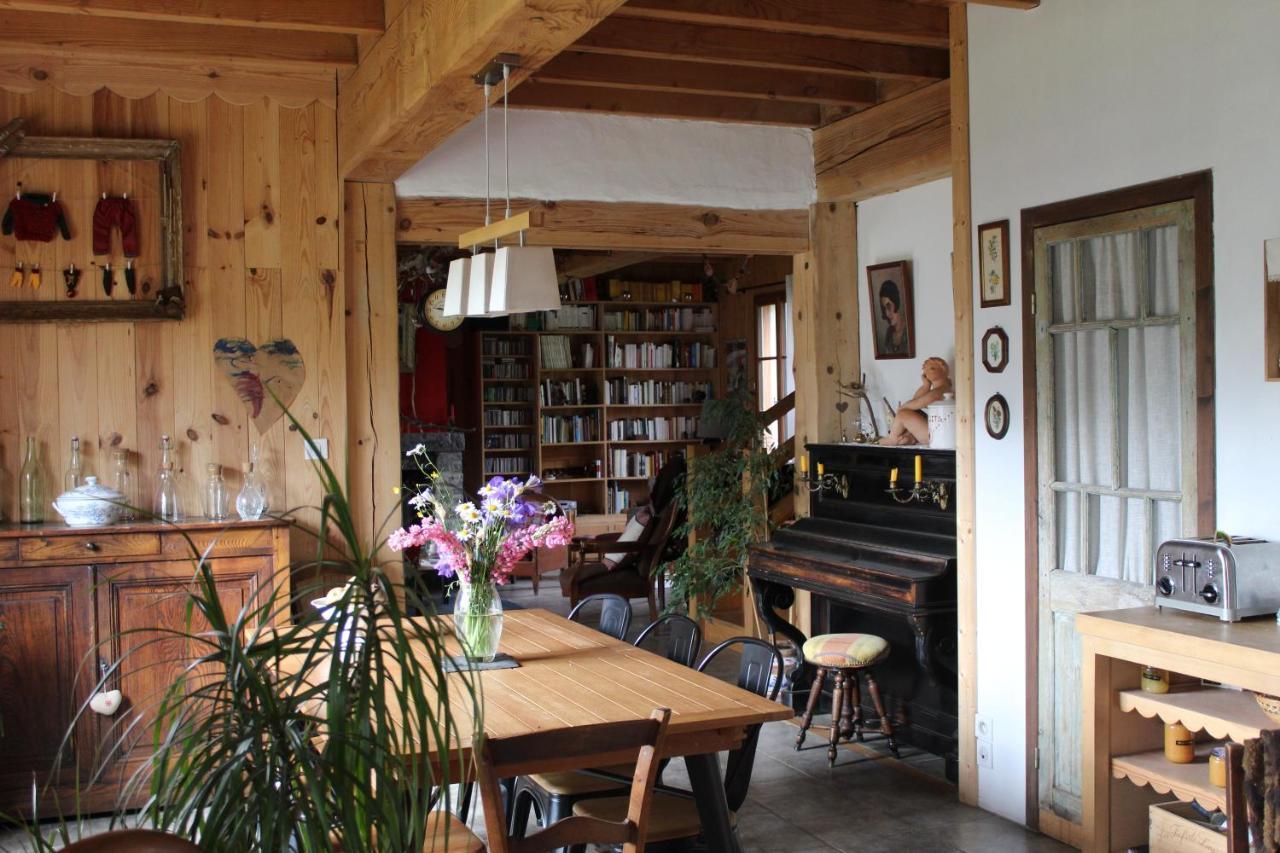 La Grande Ourse Bed & Breakfast Campan Exterior photo