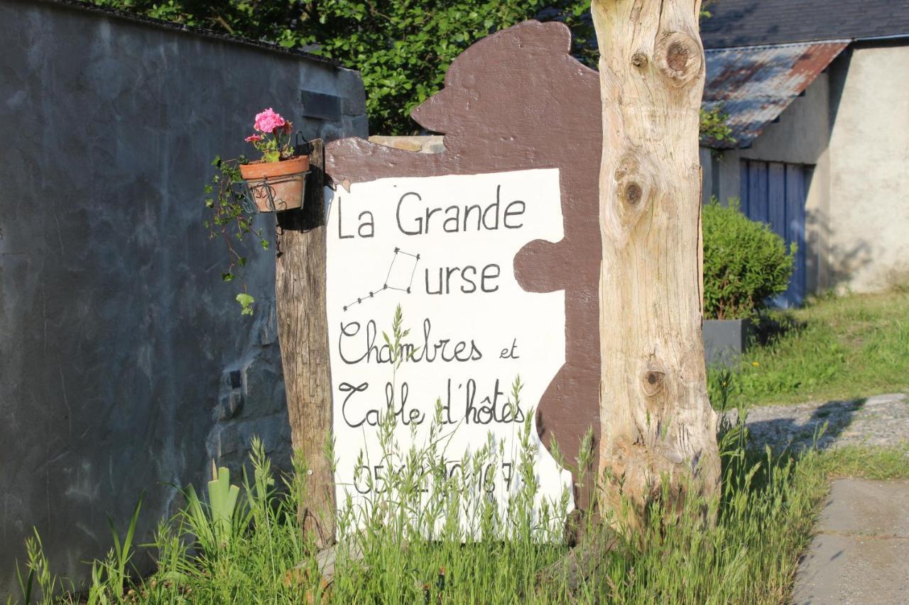 La Grande Ourse Bed & Breakfast Campan Exterior photo
