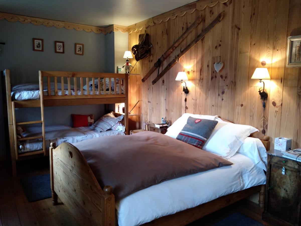 La Grande Ourse Bed & Breakfast Campan Exterior photo